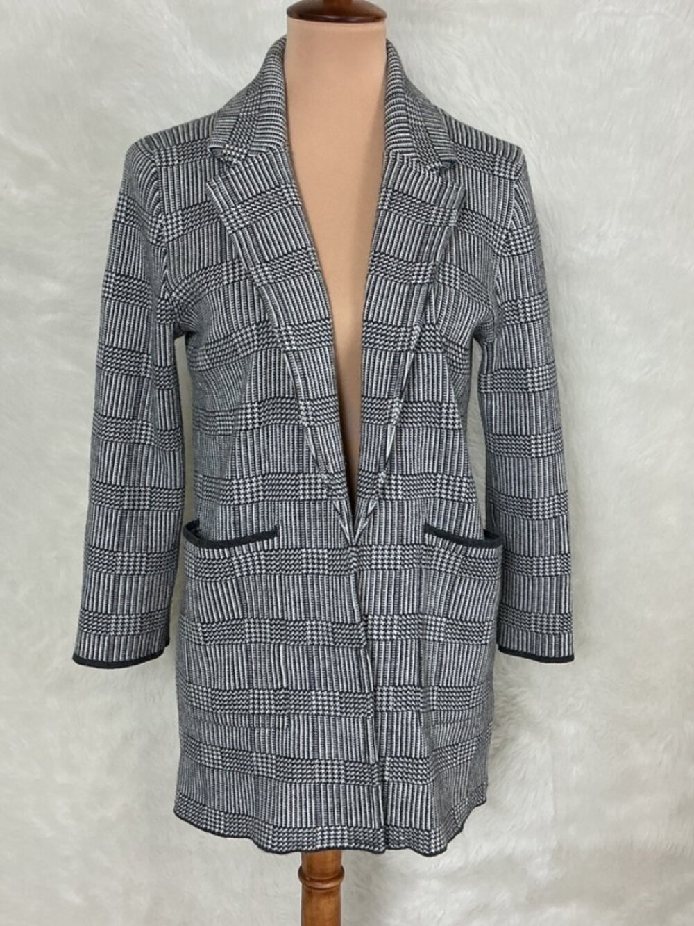 J. Crew AQ413 Sophie Black White Glen Plaid Open Front Sweater Blazer XS